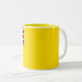 Niue Flag Zweifarbige Tasse (VorderseiteRechts)