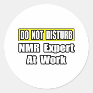 NMR-Experten am Arbeitsplatz Runder Aufkleber