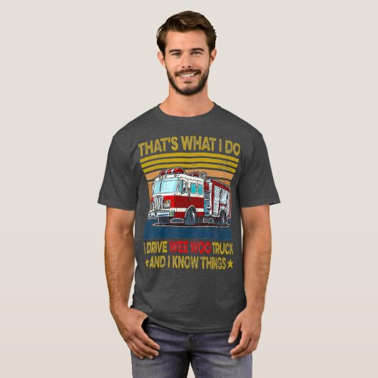 NN I Drive Wee Woo Truck FireFighter Kostüm T-Shirt (Vorne ganz)