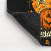 No Bones About It Jesus Saves Christian Halloween  Mousepad (Ecke)