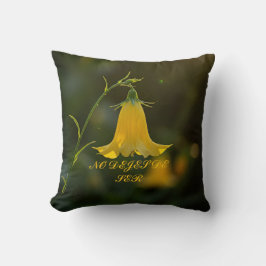 No dejes de ser / Yellow Flower Throw Pillow Kissen