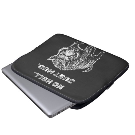 No Heaven. No Hell. Just Mud. Laptopschutzhülle (Vorne Knopf)