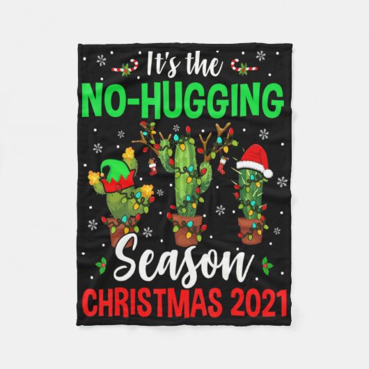 No Hugging Season Xmas 2021 Elf Reindeer Santa Ca  Fleecedecke (Vorderseite)