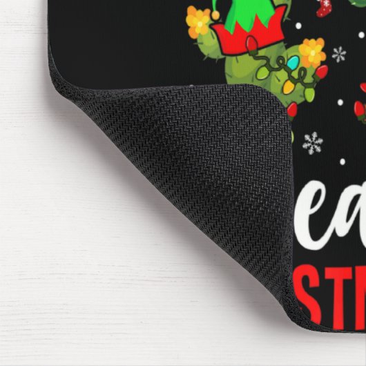 No Hugging Season Xmas 2021 Elf Reindeer Santa Ca Mousepad (Ecke)