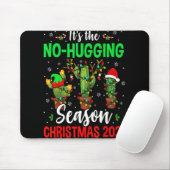 No Hugging Season Xmas 2021 Elf Reindeer Santa Ca Mousepad (Mit Mouse)