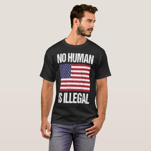 No human is illegal T-Shirt (Vorne ganz)