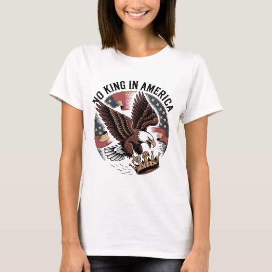 No King In America Patriotic Eagle Crown USA Flag T-Shirt (Vorderseite)