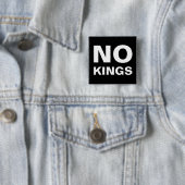 No Kings bold protest Button (Beispiel)