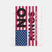 NO KINGS FLEECEDECKE (Vorderseite)