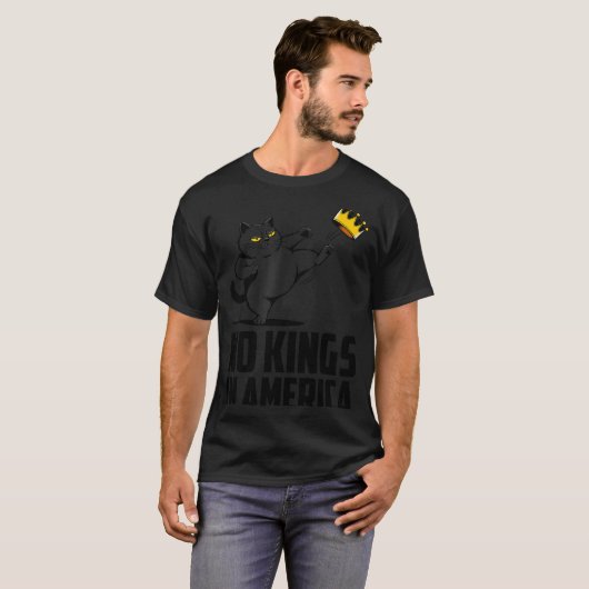 No Kings In America Black Cat Funny Litical Meme 4 T-Shirt (Vorne ganz)