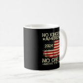 No Kings In America Minimal Clean Kaffeetasse (VorderseiteRechts)