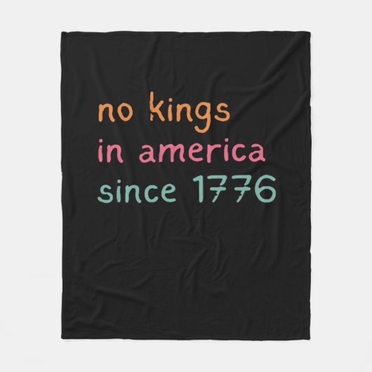 No Kings In America Since 1776 Freedom Anti Crown Fleecedecke (Vorderseite)