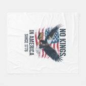 No Kings In America Since 1776 Minimal Clean Fleecedecke (Vorderseite (Horizontal))
