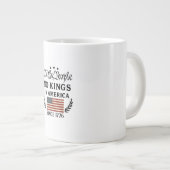 No Kings In America We The People Retro Classic Jumbo-Tasse (Vorderseite Rechts)