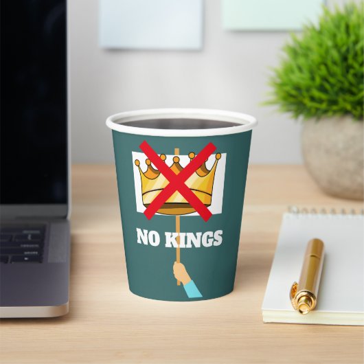 No Kings Paper Cup Pappbecher (InSitu)
