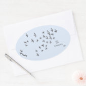 "No net ensnares me" + vögel (schwarz auf blass bl Ovaler Aufkleber (Umschlag)