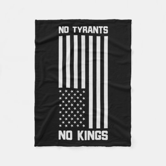 No Tyrants No Kings Funny Litical Fleecedecke (Vorderseite)