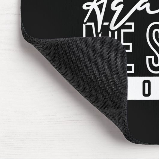 No Wean Formed Against Me Shall Prosper Christian Mousepad (Ecke)