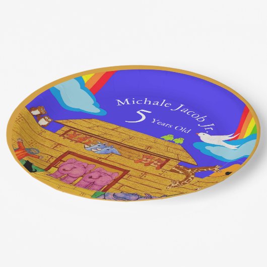 Noahs Ark Birthday Party Rainbow Elephant Pappteller (Schrägansicht)