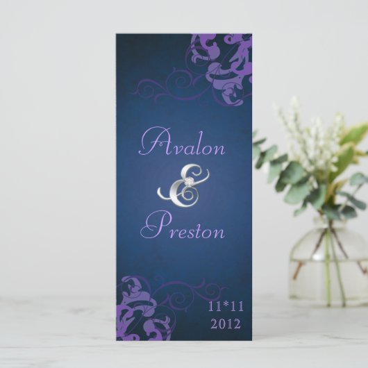 Nobel Lila Scroll Blue Wedding Program Programm (Stehend Vorderseite)