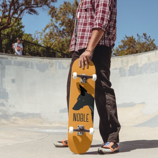 Noble Black Doberman Skateboard (Außenbereich 2)