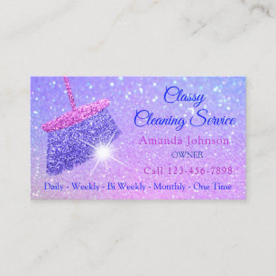 Noble Reinigung hält ganz eigenhändig geschriebe Visitenkarte