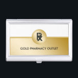 Nobler Apotheken-Visitenkarte-Kasten Visitenkarten Dose<br><div class="desc">Apotheken-Visitenkartekasten mit einem noblen schauenden Drogerieemblem,  das eine Skala der pharmazeutischen Symbol- und Textschablone Sie miteinschließt,  kann besonders anfertigen. Denken Sie an dieses als Visitenkartekastenschablone für eine Kleinapotheke,  einen Medikamentplan oder eine Nachbarschafts-Drogerie.</div>