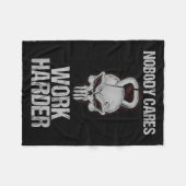 Nobody Cares Work Harder Workout Gym Motivation Gi Fleecedecke (Vorderseite (Horizontal))