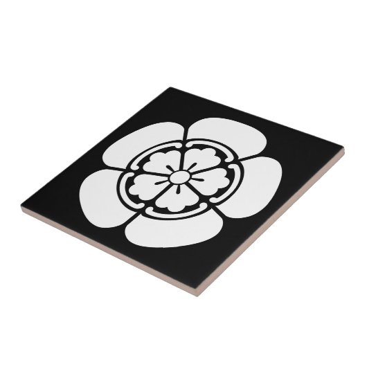 Nobunaga Oda Fliese (Seite)