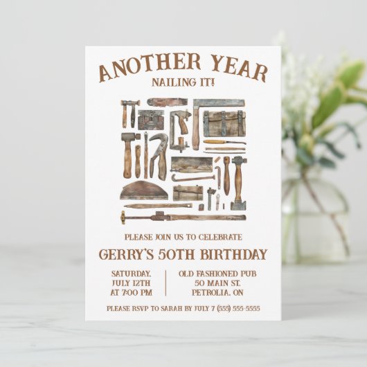 Noch ein Jahr, nagelt es! Holzbearbeitung zum Gebu Einladung (Stehend Vorderseite)