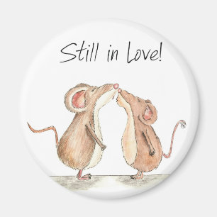 Noch in der Liebe - zwei niedliche küssende Mäus Magnet