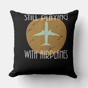 Noch spielen mit Flugzeugen Pilot Grafik Geschenk Kissen