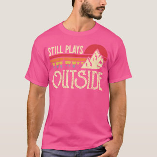Noch spielt draußen lustiges Vintages Camping und T-Shirt