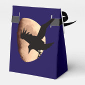 Nocturnal Crow Silhouette gegen einen rosa roten M Geschenkschachtel (Rückseite)