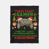 Noel Fun Gamer - Press Start For Christmas Fleecedecke (Vorderseite)