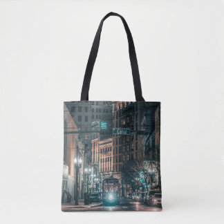 NOLA Night Scene Street Car auf der Canal Street Tasche