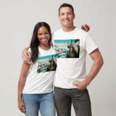 Nome, Alaska-Dampfer Corwin, das Fracht entlädt T-Shirt (Unisex)