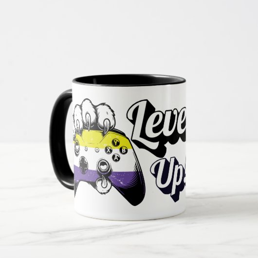 Nonbinärer Stolz Level Up Tiger Pfoten Controller Tasse (Vorderseite Links)