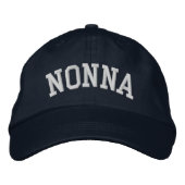 Nonna Arched Athletic Bestickte Baseballkappe (Vorderseite)