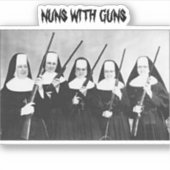 Nonnen mit Schusswaffen Aufkleber (Vorderseite)