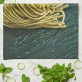 Noodle Liebesdesign Geschirrtuch (Gefaltet)