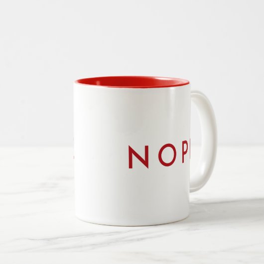 NOPE Moderne Trendy Typografie Zweifarbige Tasse (VorderseiteRechts)