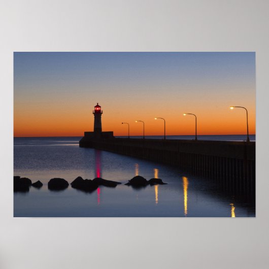 Nord Pier Lighthouse in Duluth, Minnesota Poster (Vorne)
