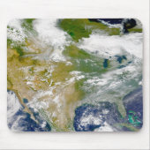 Nordamerika mit Rauch an Orten sichtbar. Mousepad (Vorne)