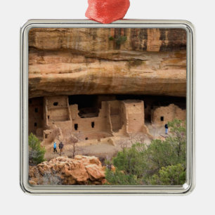 Nordamerika, USA, Colorado. Klippenbehausungen Ornament Aus Metall