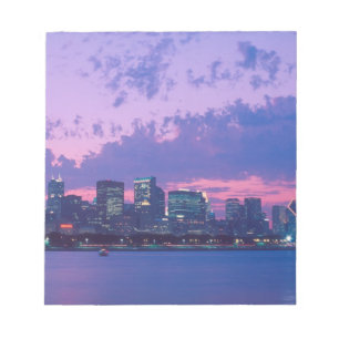 Nordamerika, USA, IL. Chicago Skyline bei Dämmerun Notizblock