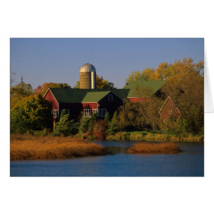 Nordamerika, USA, Wisconsin. Rote Scheune herein