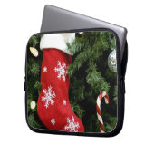 Nordamerika. Weihnachtsdekorationen auf Baum. 3 Laptopschutzhülle (Vorderseite Links)