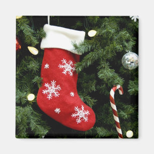 Nordamerika. Weihnachtsdekorationen auf Baum. 3 Magnet