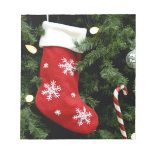 Nordamerika. Weihnachtsdekorationen auf Baum. 3 Notizblock